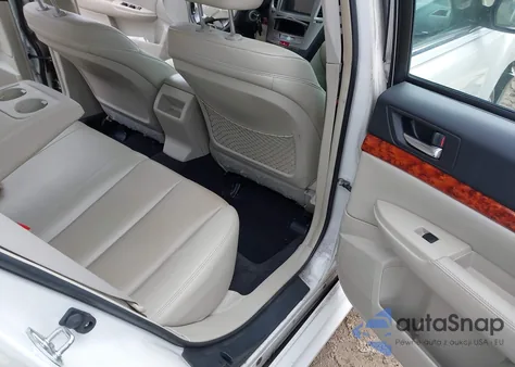 2010 Subaru Legacy 2.5I Limited из США, поврежденный, VIN 4S3BMBK69A3229724